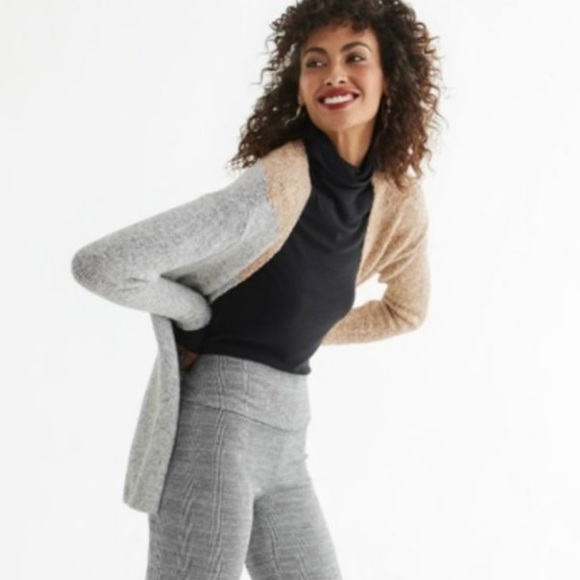 Cabi style number 4053 - Picture 1 of 4